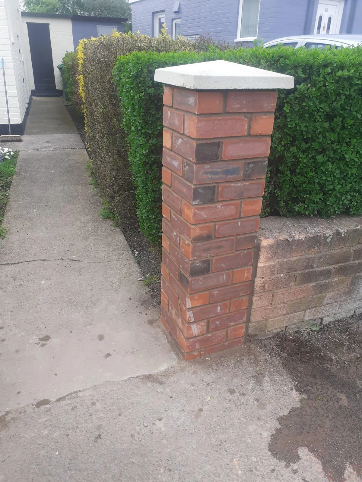 New brick gate pier